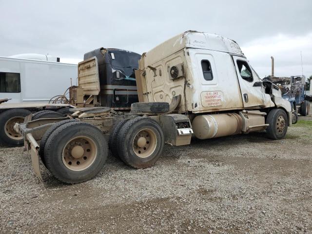 3AKJHHDR5KSKJ9572 - 2019 FREIGHTLINER CASCADIA WHITE photo 4