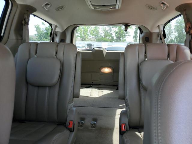 2C4RC1CG1CR327563 - 2012 CHRYSLER TOWN & COU TOURING L WHITE photo 10