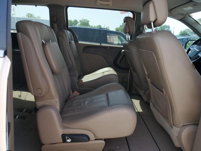 2C4RC1CG1CR327563 - 2012 CHRYSLER TOWN & COU TOURING L WHITE photo 11