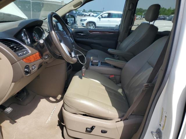 2C4RC1CG1CR327563 - 2012 CHRYSLER TOWN & COU TOURING L WHITE photo 7