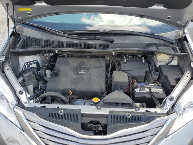 5TDYK3DC2GS731538 - 2016 TOYOTA SIENNA XLE Արծաթագույն լուսանկար 12
