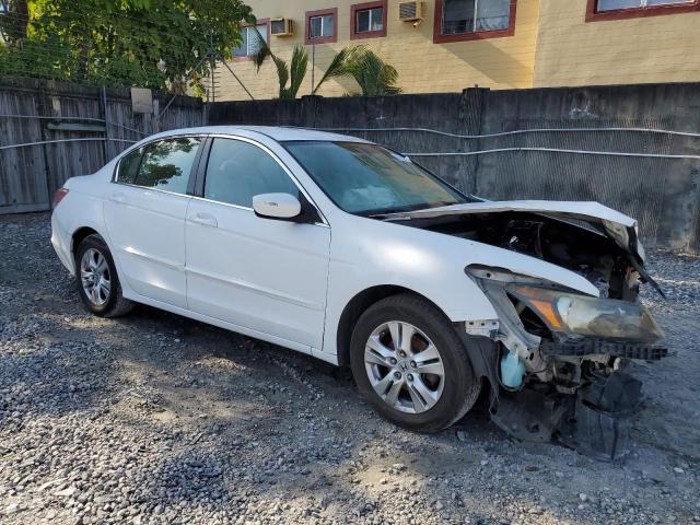1HGCP26479A042012 - 2009 HONDA ACCORD LXP SILVER photo 4