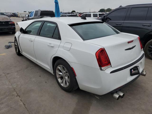 2C3CCAAG0GH135804 - 2016 CHRYSLER 300 LIMITED WHITE photo 2