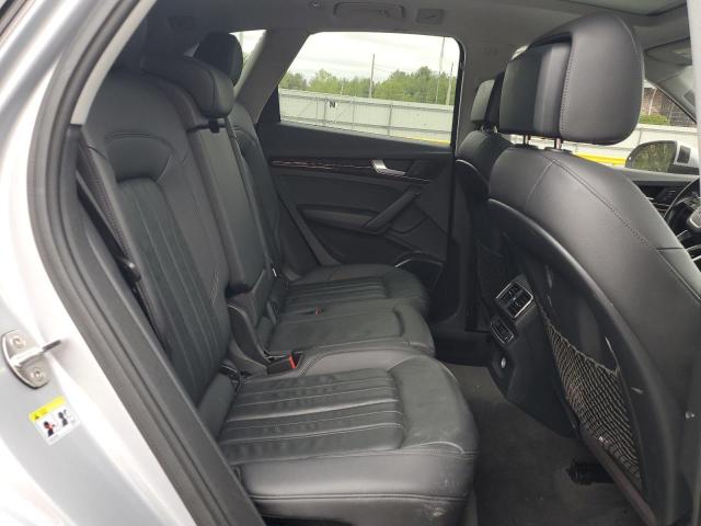 WA1BNAFY3J2002337 - 2018 AUDI Q5 PREMIUM PLUS SILVER photo 11