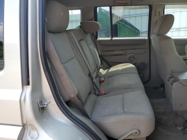 1J8HG48K67C685327 - 2007 JEEP COMMANDER 银色 照片 10