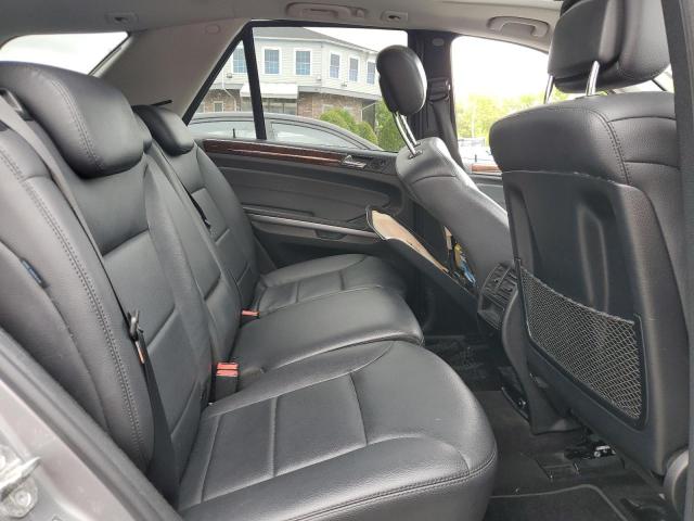 4JGBB8GB1BA665782 - 2011 MERCEDES-BENZ ML 350 4MATIC GRAY photo 11