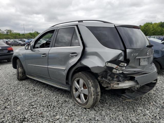 4JGBB8GB1BA665782 - 2011 MERCEDES-BENZ ML 350 4MATIC GRAY photo 2