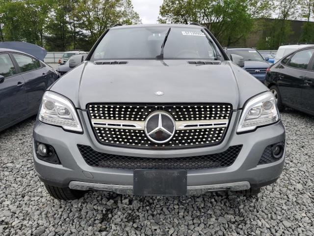 4JGBB8GB1BA665782 - 2011 MERCEDES-BENZ ML 350 4MATIC GRAY photo 5