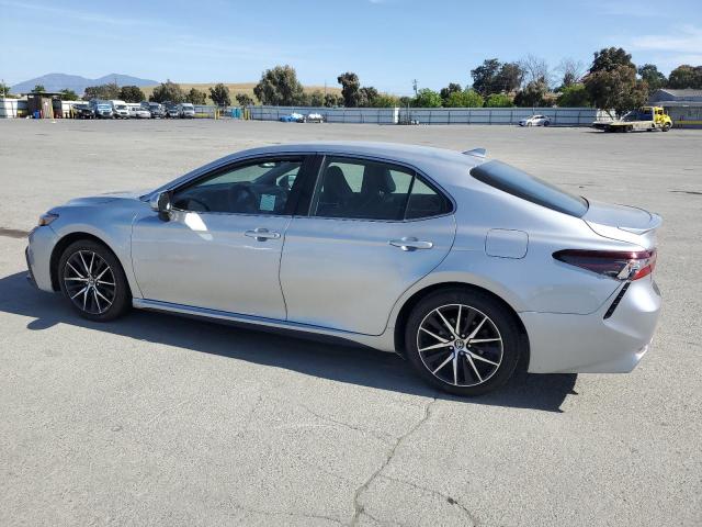 4T1T11AK0PU078177 - 2023 TOYOTA CAMRY SE NIGHT SHADE SILVER photo 2