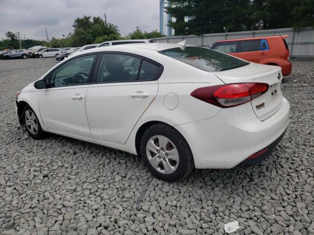 3KPFK4A76HE091723 - 2017 KIA FORTE EX LX WHITE photo 2