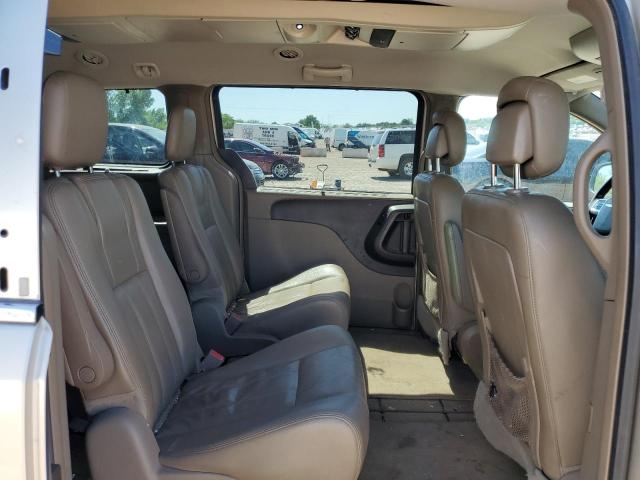 2C4RC1CG5CR300270 - 2012 CHRYSLER TOWN & COU TOURING L GOLD photo 11