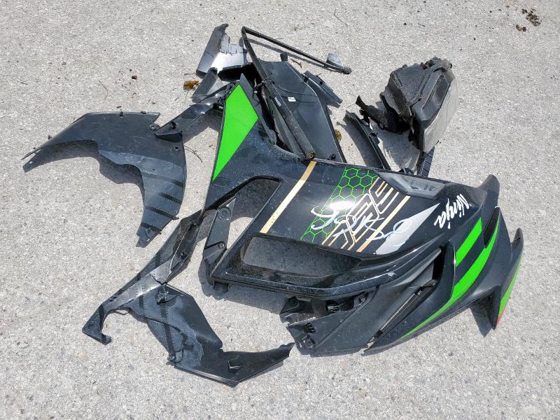 ML5EXER15RDAC3623 - 2024 KAWASAKI EX650 R GRAY photo 8