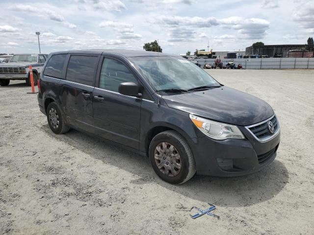 2C4RVAAG4CR215515 - 2012 VOLKSWAGEN ROUTAN S GRAY photo 4