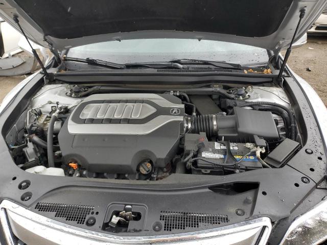 JH4KC1F55FC000526 - 2015 ACURA RLX TECH SILVER photo 11