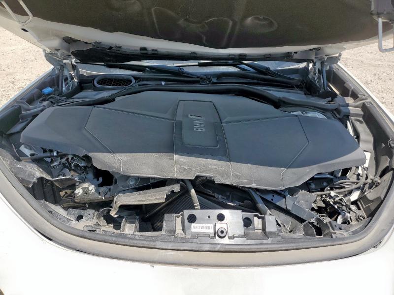 WBY53EJ00RCP86806 - 2024 BMW I7 XDRIVE60 WHITE photo 11