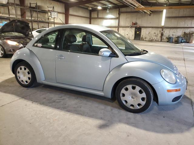 3VWPG3AG3AM008080 - 2010 VOLKSWAGEN NEW BEETLE SILVER photo 4