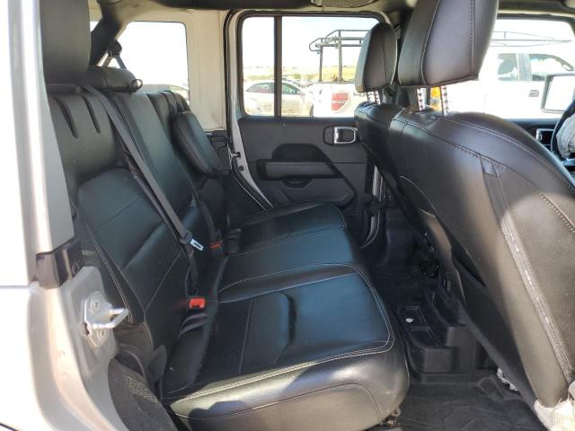 1C4JJXP6XMW642720 - 2021 JEEP WRANGLER U SAHARA 4XE SILVER photo 10