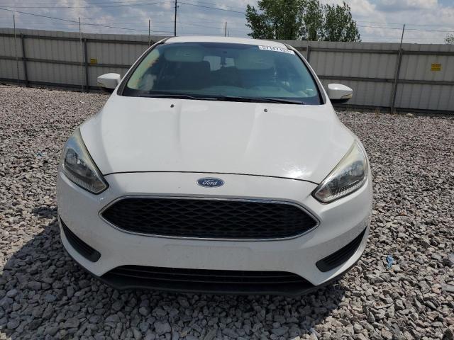 1FADP3K28GL323627 - 2016 FORD FOCUS SE WHITE photo 5