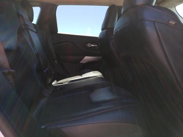 1C4PJMBX8JD559481 - 2018 JEEP CHEROKEE TRAILHAWK WHITE photo 11