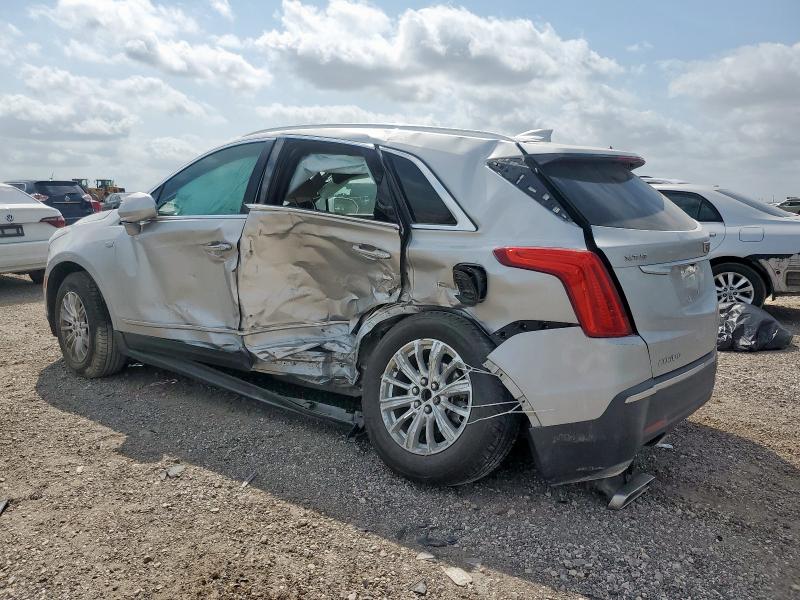 1GYKNARS7KZ166156 - 2019 CADILLAC XT5 银色 照片 2