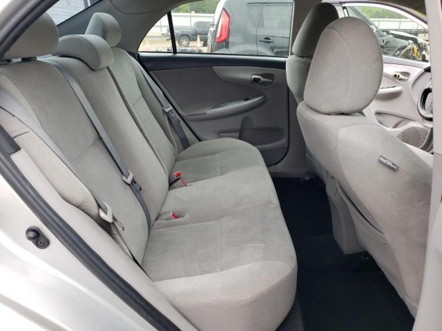 5YFBU4EE6DP075791 - 2013 TOYOTA COROLLA LE BASE SILVER photo 10