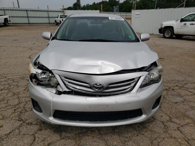 5YFBU4EE6DP075791 - 2013 TOYOTA COROLLA LE BASE SILVER photo 5