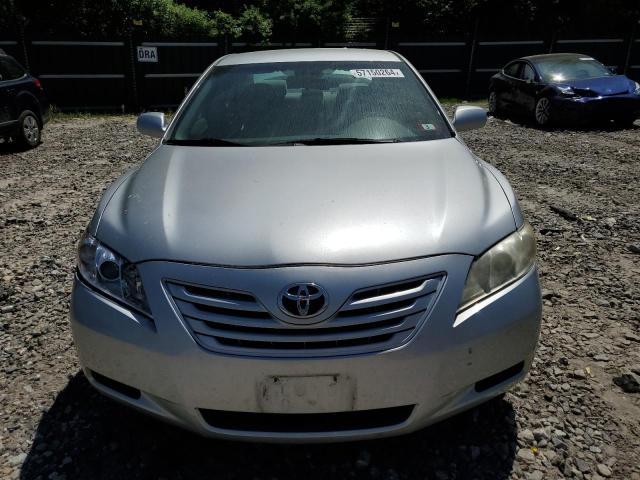 4T4BE46K67R011423 - 2007 TOYOTA CAMRY CE SILVER photo 5