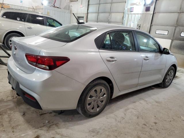 3KPA24AB6KE201739 - 2019 KIA RIO S SILVER photo 3