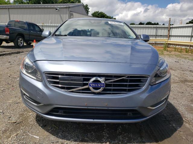 LYV402HM8HB134614 - 2017 VOLVO S60 PLATINUM BLUE photo 5