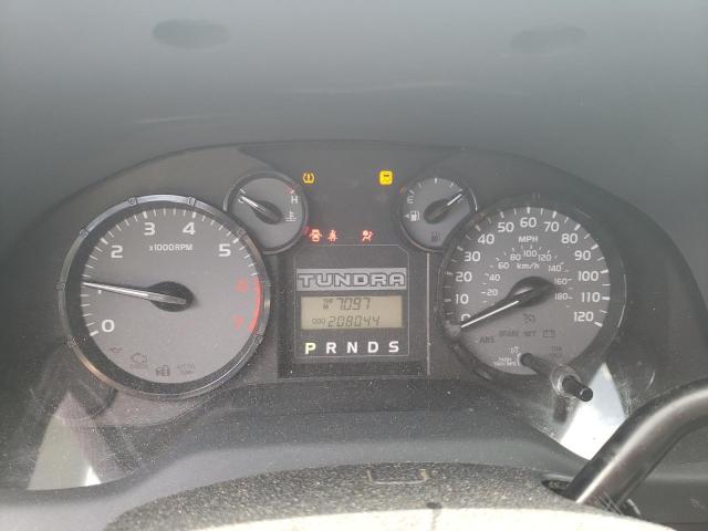 5TFRU5F10EX031403 - 2014 TOYOTA TUNDRA DOUBLE CAB SR/SR5 WHITE photo 9