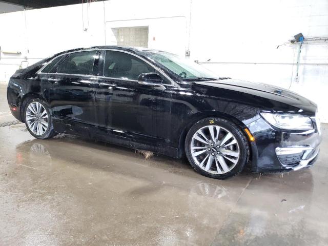 3LN6L5E98HR601671 - 2017 LINCOLN MKZ RESERVE შავი ფოტო 4