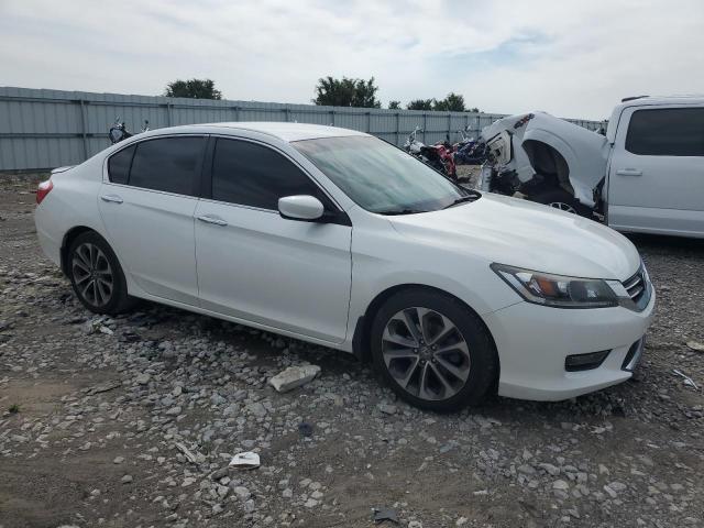 1HGCR2F59FA099293 - 2015 HONDA ACCORD SPORT WHITE photo 4