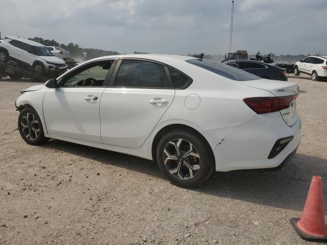 3KPF24AD1KE068038 - 2019 KIA FORTE FE WHITE photo 2