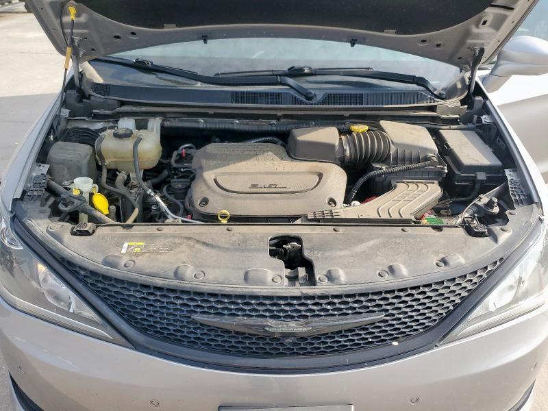 2C4RC1EG0LR238273 - 2020 CHRYSLER PACIFICA TOURING L PLUS SILVER photo 12