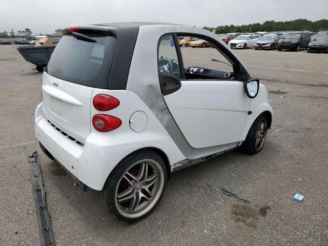 WMEEJ3BA9CK577095 - 2012 SMART FORTWO PURE WHITE photo 3