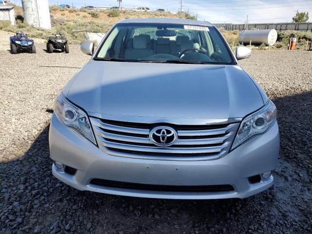 4T1BK3DBXBU402003 - 2011 TOYOTA AVALON BASE SILVER photo 5