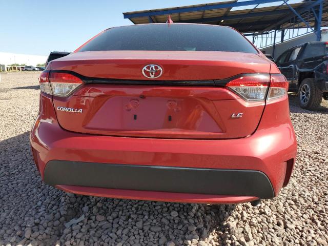 5YFEPMAE2MP264495 - 2021 TOYOTA COROLLA LE RED photo 6