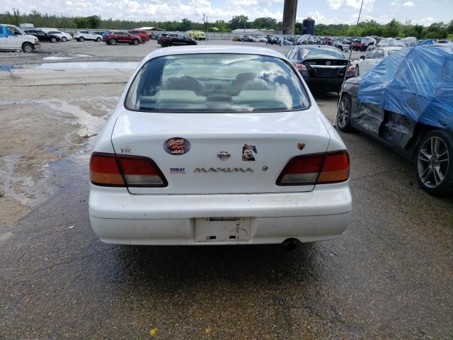 JN1CA21D4WM927031 - 1998 NISSAN MAXIMA GLE WHITE photo 6