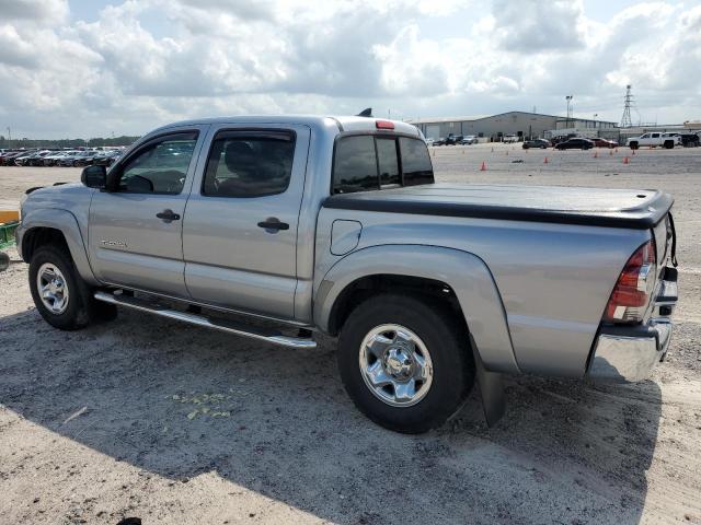 5TFJU4GN4FX075611 - 2015 TOYOTA TACOMA DOUBLE CAB PRERUNNER SILVER photo 2