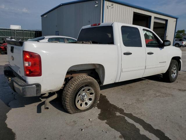 3GCPCREA1BG237025 - 2011 CHEVROLET SILVERADO C1500  LS WHITE photo 3