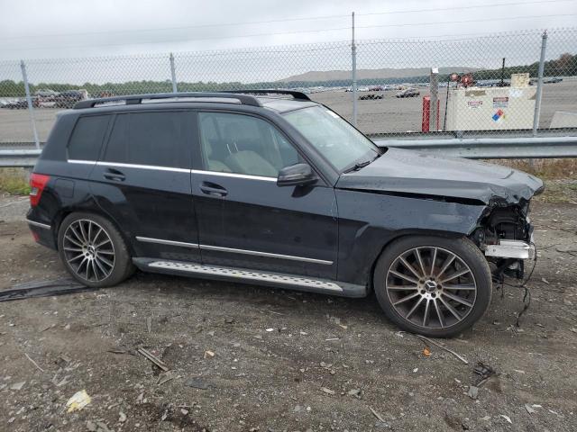 WDCGG8HBXBF663813 - 2011 MERCEDES-BENZ GLK 350 4MATIC BLACK photo 4