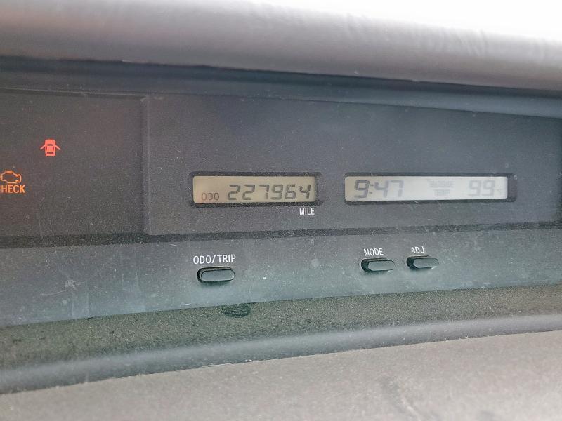 4T1BF28B5YU060249 - 2000 TOYOTA AVALON XL GRAY photo 9