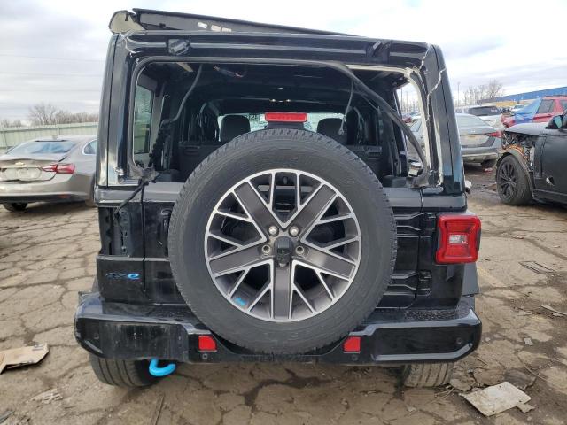 1C4JJXP60NW214074 - 2022 JEEP WRANGLER U SAHARA 4XE BLACK photo 6