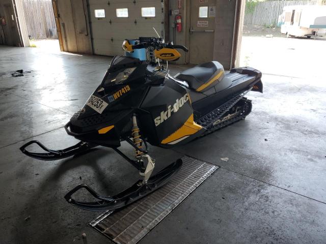 2BPSUJCA2CV000090 - 2012 SKI DOO SNOWMOBLIE BLACK photo 2