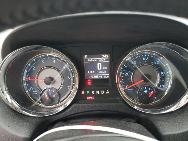 2C4RC1BG1GR292952 - 2016 CHRYSLER TOWN & COU TOURING WHITE photo 9