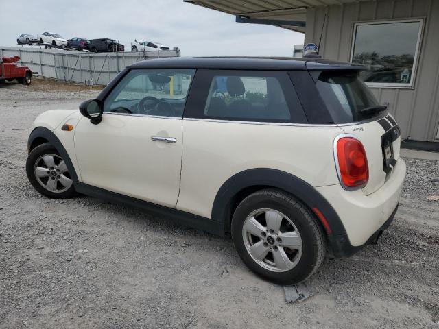 WMWXP5C53G3B76452 - 2016 MINI COOPER BEIGE photo 2