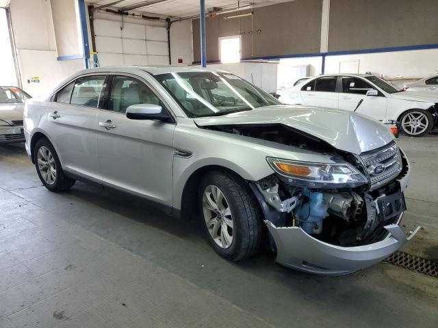 1FAHP2EW8CG139429 - 2012 FORD TAURUS SEL SILVER photo 4