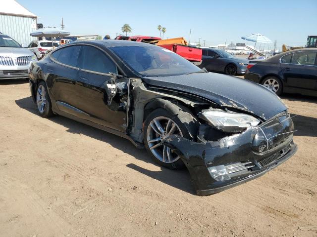 5YJSA1E21GF123470 - 2016 TESLA MODEL S Սև լուսանկար 4