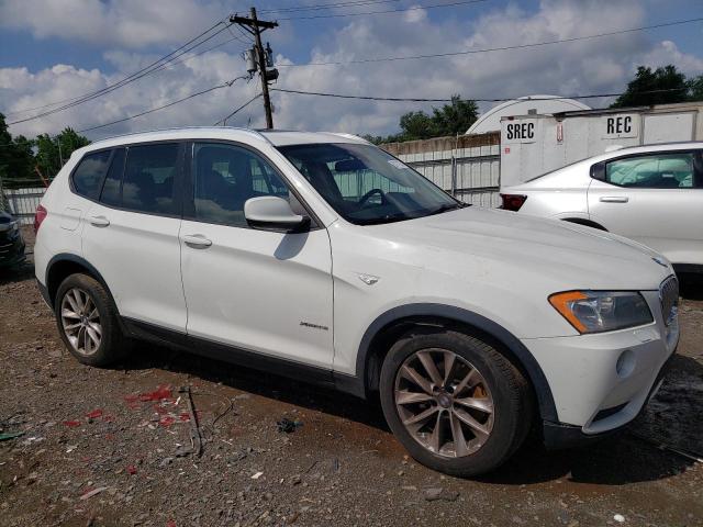 5UXWX9C57E0D24573 - 2014 BMW X3 XDRIVE28I WHITE photo 4