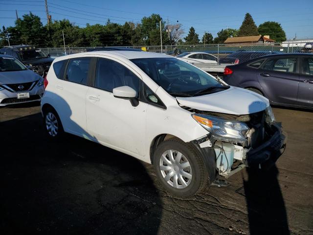 3N1CE2CP6GL402656 - 2016 NISSAN VERSA NOTE S WHITE photo 4